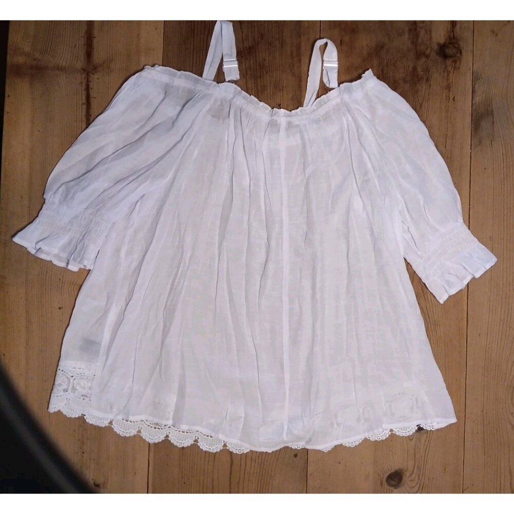 Unique Spectrum Womens Plus 3X Top Off Shoulder Smocked Sheer Peasant Lace NWT - Picture 4 of 10